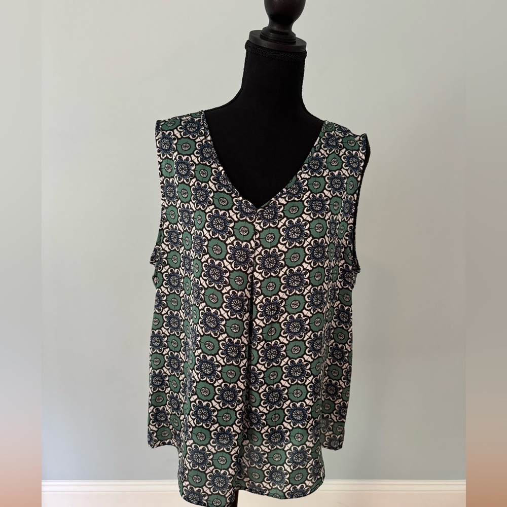 Nine West Green and Black Floral Tank Top